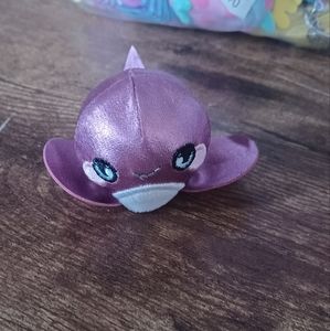Pikmi Pops Surprise Scented Plushie beanie keychain